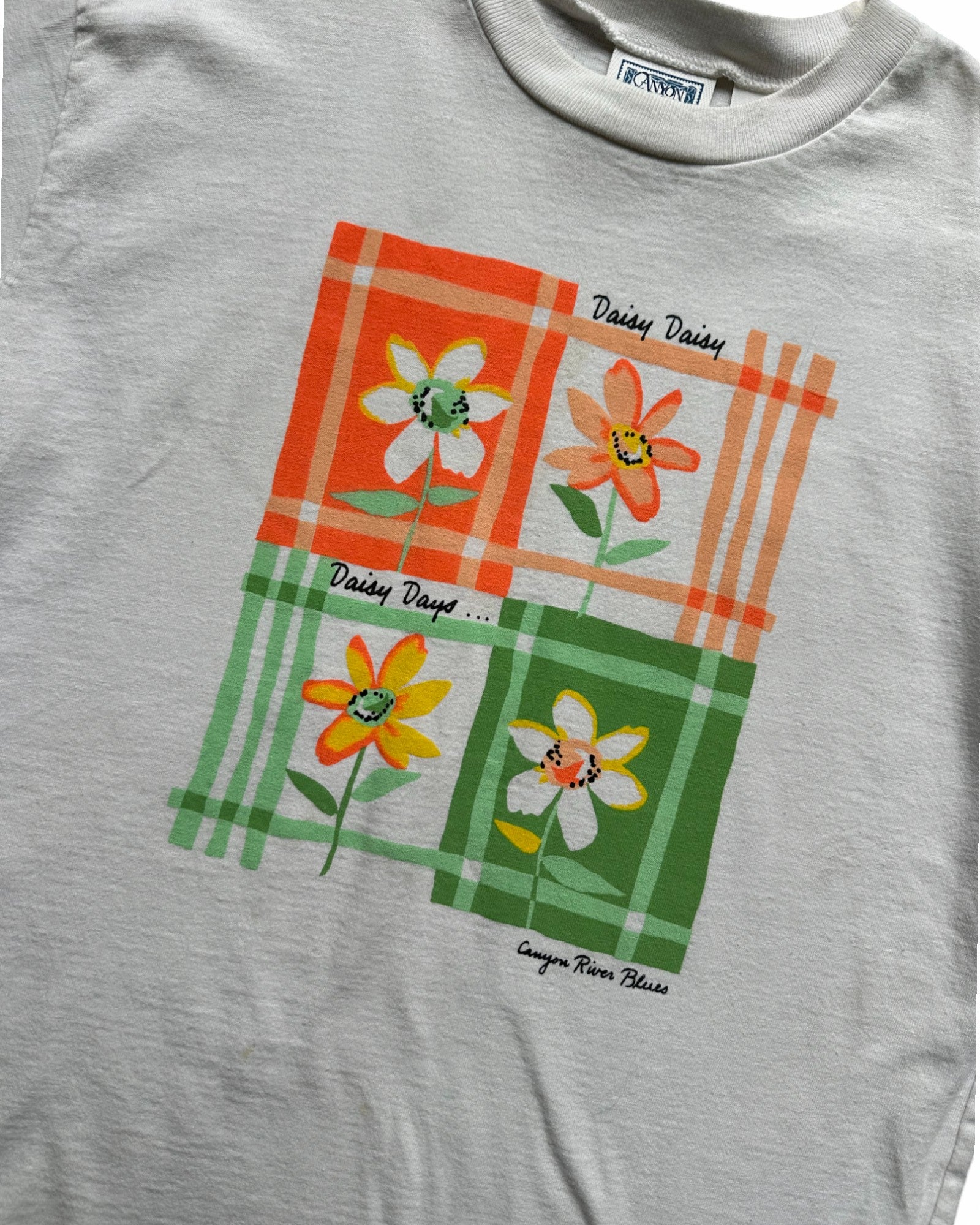 Vintage Canyon River Blues daisy print kids t shirt