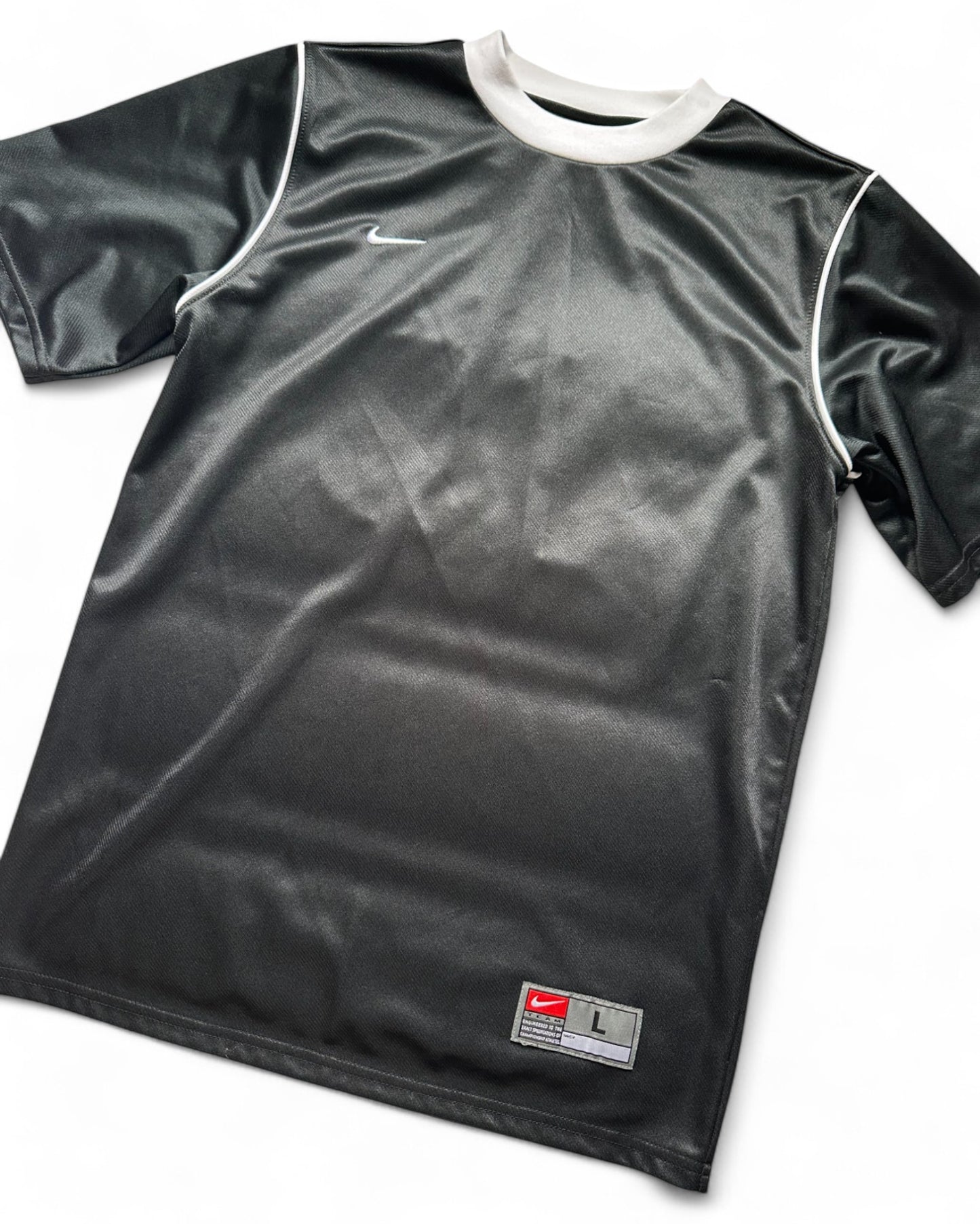 Nike black '46' sports jersey (14-16yrs)