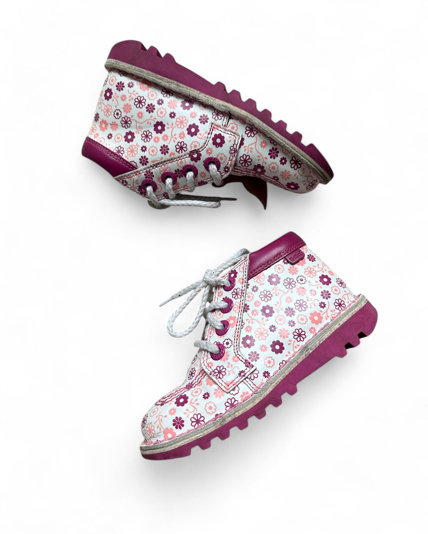 Kickers Hi Kick lace up boot in floral print (EU29/UK11)