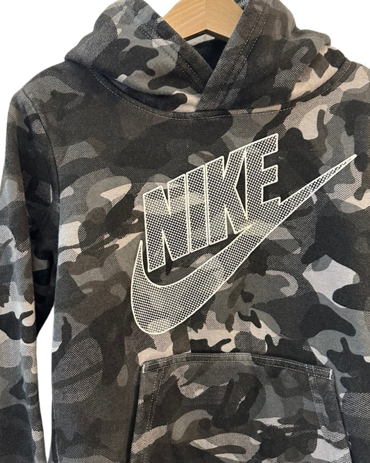 Nike grey camo print hoodie (6-7yrs)