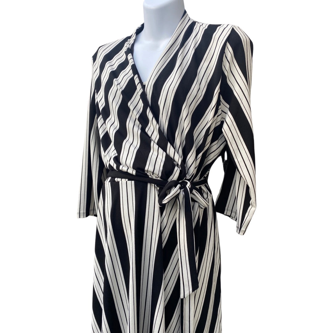 H&M maternity striped midi v neck dress (size XL)